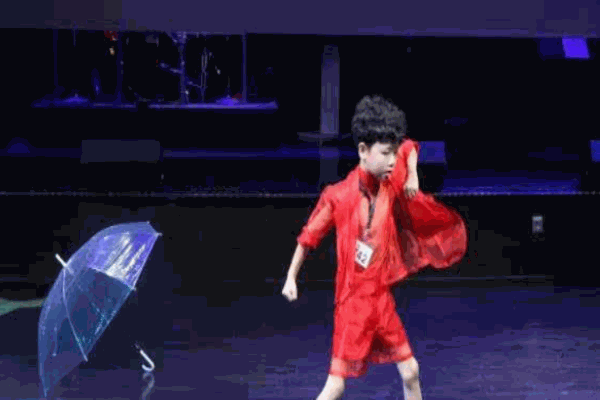 艺新成国际舞蹈